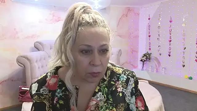 Penelope_Pinky from StripChat is Freechat
