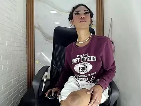 Penelopee_Rouse from StripChat is Freechat