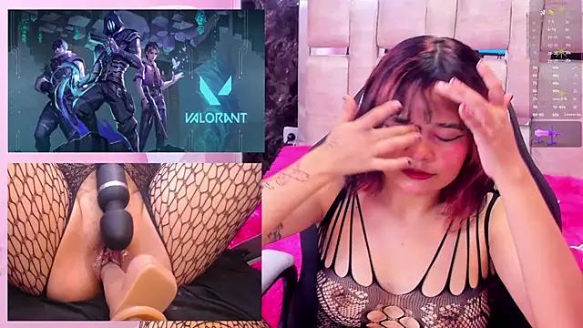 Mad beauty - checkout our excited streamers as they tease to their beloved melodies and slowly squirt for enjoyment to appease your wildest wishes.