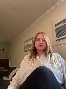 PhatAssBlond from StripChat is Freechat