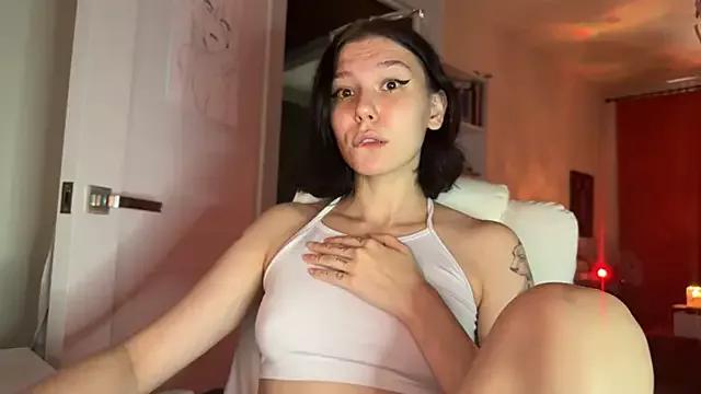 Mad beauty - checkout our excited streamers as they tease to their beloved melodies and slowly squirt for enjoyment to appease your wildest wishes.