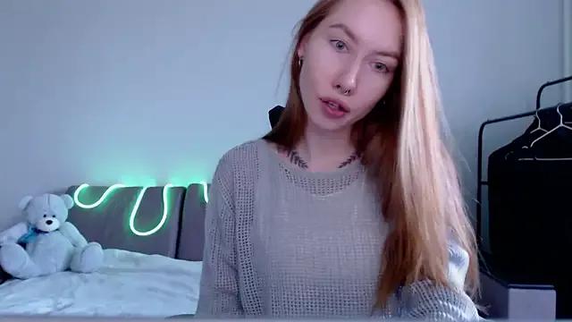 Pinki_Nikki from StripChat is Freechat