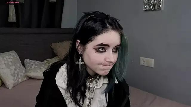 Mad beauty - checkout our excited streamers as they tease to their beloved melodies and slowly squirt for enjoyment to appease your wildest wishes.