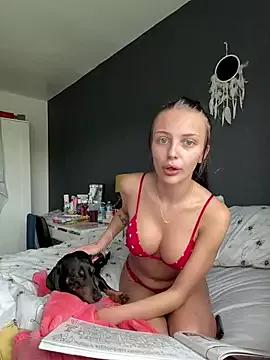 Mad beauty - checkout our excited streamers as they tease to their beloved melodies and slowly squirt for enjoyment to appease your wildest wishes.