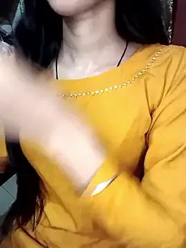 Queen_Pooja7 from StripChat is Freechat