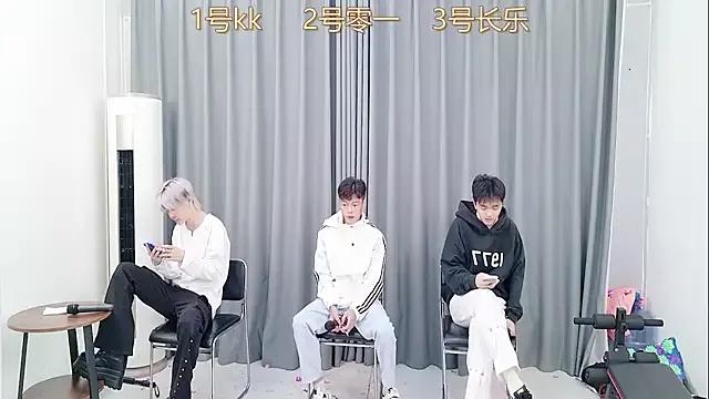 Mad beauty - checkout our excited streamers as they tease to their beloved melodies and slowly squirt for enjoyment to appease your wildest wishes.