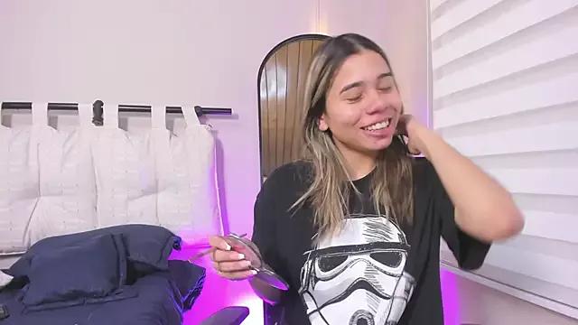 Mad beauty - checkout our excited streamers as they tease to their beloved melodies and slowly squirt for enjoyment to appease your wildest wishes.