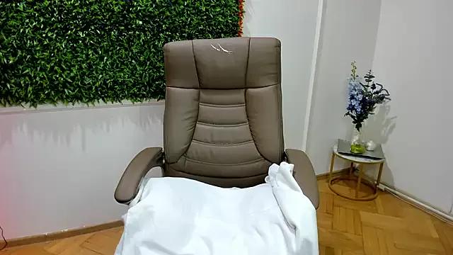 Rania_Wild from StripChat is Freechat