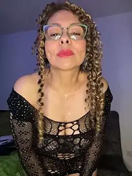 Renata-Sexxx from StripChat is Freechat