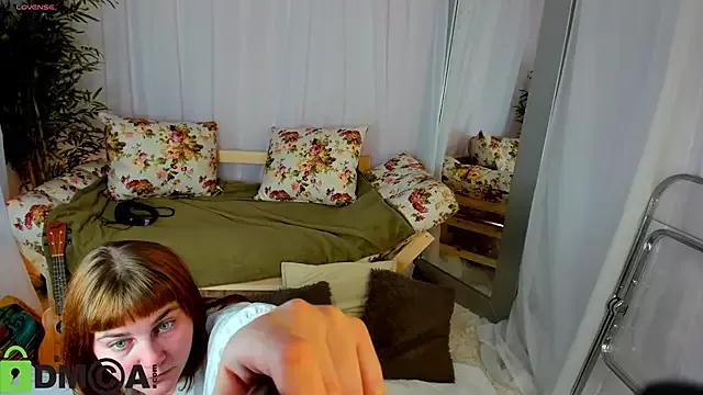 Mad beauty - checkout our excited streamers as they tease to their beloved melodies and slowly squirt for enjoyment to appease your wildest wishes.