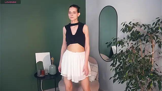 Mad beauty - checkout our excited streamers as they tease to their beloved melodies and slowly squirt for enjoyment to appease your wildest wishes.
