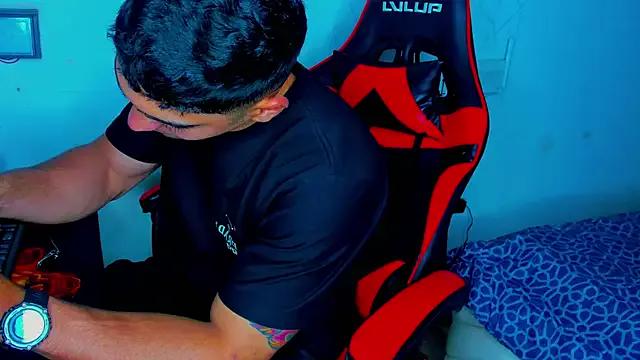 Rich_boy01 from StripChat is Freechat