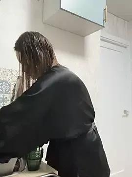 Risky-Flower from StripChat is Freechat