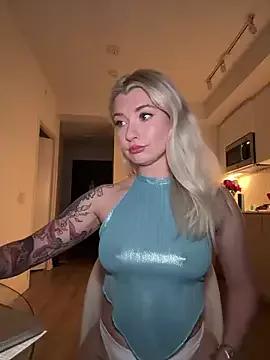 Mad beauty - checkout our excited streamers as they tease to their beloved melodies and slowly squirt for enjoyment to appease your wildest wishes.