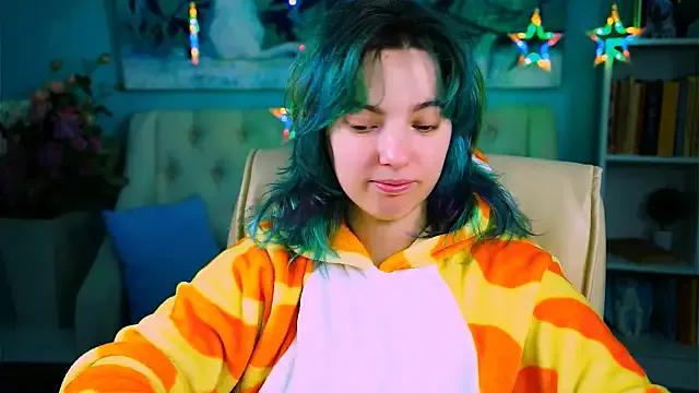 Mad beauty - checkout our excited streamers as they tease to their beloved melodies and slowly squirt for enjoyment to appease your wildest wishes.