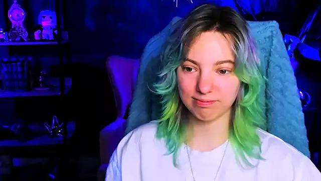 Mad beauty - checkout our excited streamers as they tease to their beloved melodies and slowly squirt for enjoyment to appease your wildest wishes.