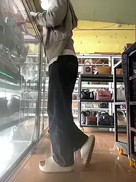 Rosa_998 from StripChat is Freechat