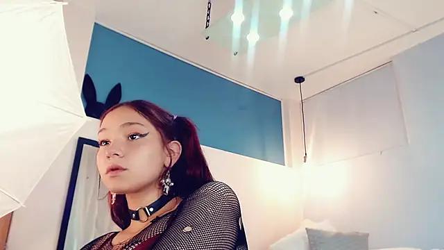 Rose_Fire1 from StripChat is Freechat