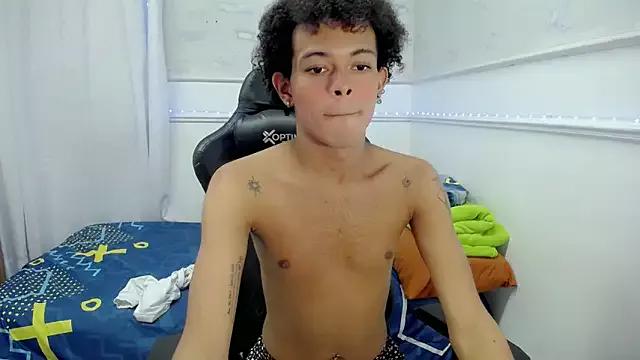 rose_Skinny_ from StripChat is Freechat
