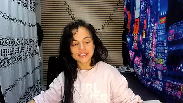 rosse_2504 from StripChat is Freechat