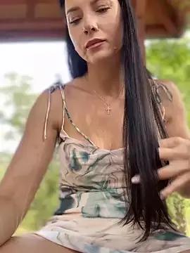 Roxana-Sexy from StripChat is Freechat
