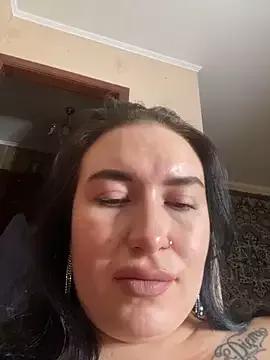 Roxana_Bell from StripChat is Freechat