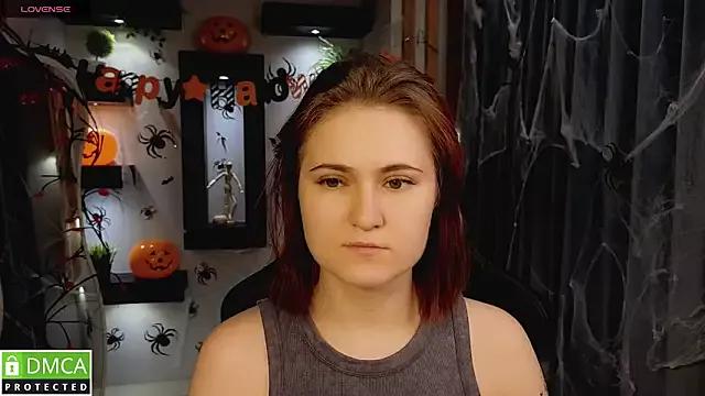 Roxy_foxi from StripChat is Freechat