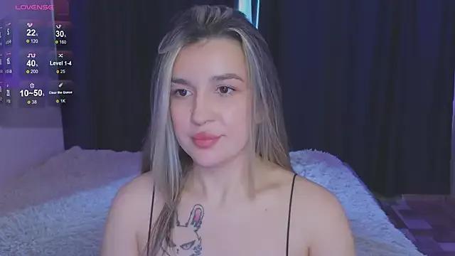 Mad beauty - checkout our excited streamers as they tease to their beloved melodies and slowly squirt for enjoyment to appease your wildest wishes.