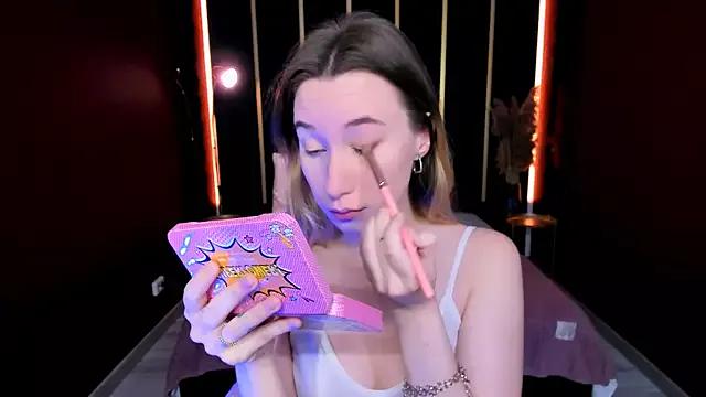 Mad beauty - checkout our excited streamers as they tease to their beloved melodies and slowly squirt for enjoyment to appease your wildest wishes.