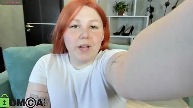 Ruth_Oliver from StripChat is Freechat