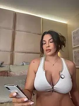 SaharaRush_ from StripChat is Freechat
