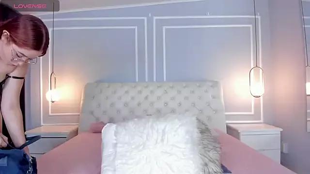 sakura_Gomez from StripChat is Freechat