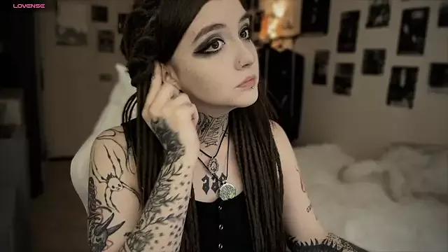 SallyJohnson from StripChat is Freechat