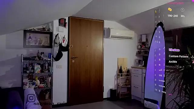 Mad beauty - checkout our excited streamers as they tease to their beloved melodies and slowly squirt for enjoyment to appease your wildest wishes.