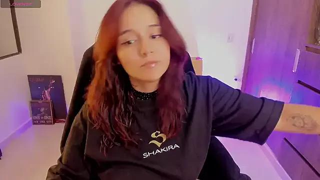 samantha_cherry from StripChat is Freechat