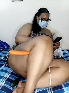 Samara-Bella from StripChat is Freechat