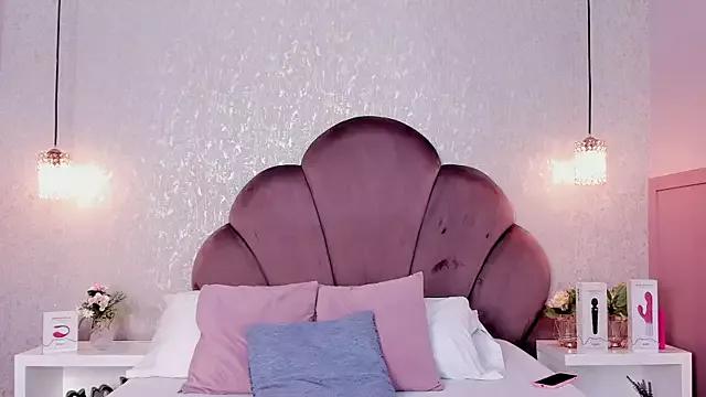 Samm-Harrison from StripChat is Freechat