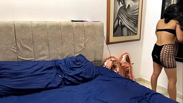 Mad beauty - checkout our excited streamers as they tease to their beloved melodies and slowly squirt for enjoyment to appease your wildest wishes.