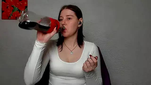 Sannyflover from StripChat is Freechat