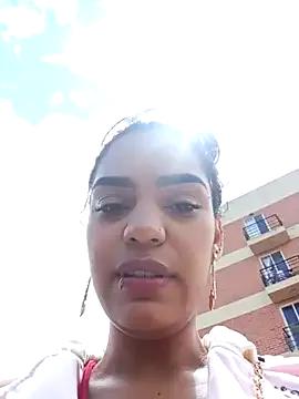 Sara-77 from StripChat is Freechat