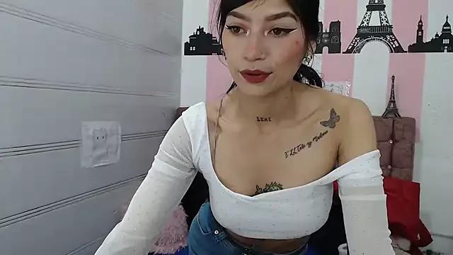 Mad beauty - checkout our excited streamers as they tease to their beloved melodies and slowly squirt for enjoyment to appease your wildest wishes.