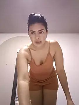 sarabrigith from StripChat is Freechat