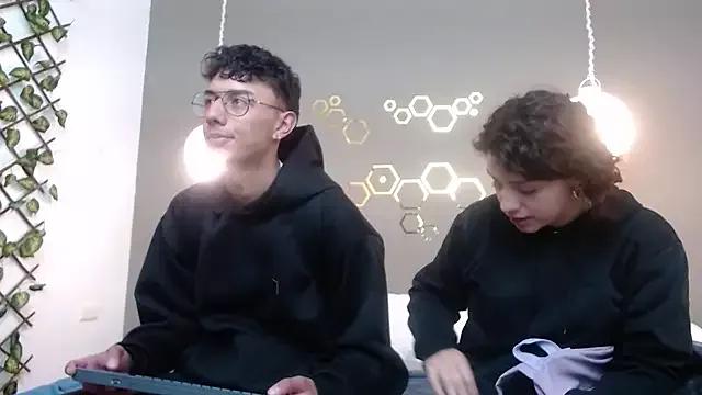 Mad beauty - checkout our excited streamers as they tease to their beloved melodies and slowly squirt for enjoyment to appease your wildest wishes.