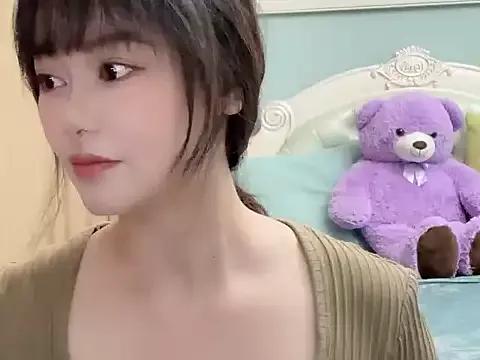 sarah111 from StripChat is Freechat