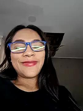 sarah_garcia_ from StripChat is Freechat