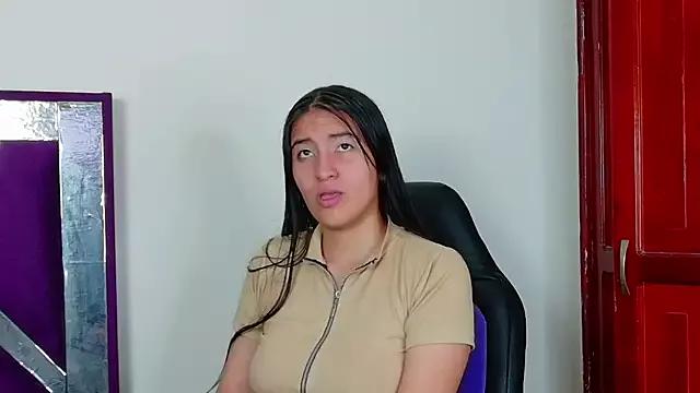 sarah_miller77 from StripChat is Freechat