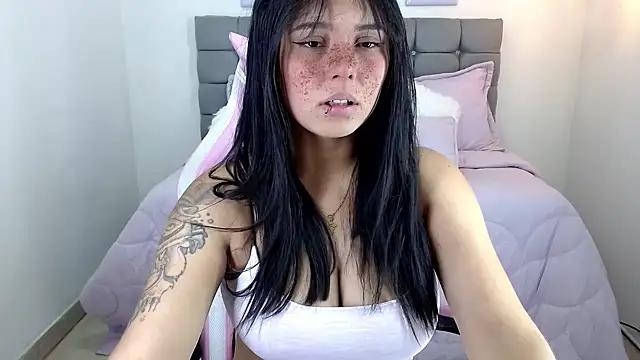 Mad beauty - checkout our excited streamers as they tease to their beloved melodies and slowly squirt for enjoyment to appease your wildest wishes.