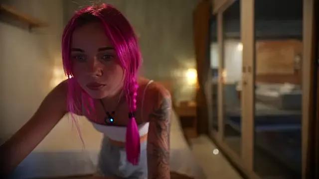 Mad beauty - checkout our excited streamers as they tease to their beloved melodies and slowly squirt for enjoyment to appease your wildest wishes.