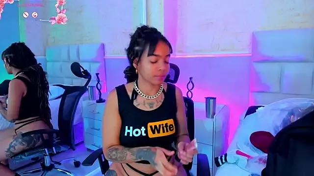 Mad beauty - checkout our excited streamers as they tease to their beloved melodies and slowly squirt for enjoyment to appease your wildest wishes.