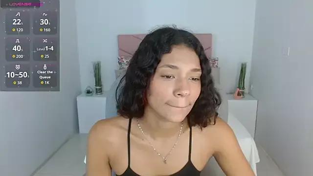 SarayVega_ from StripChat is Freechat